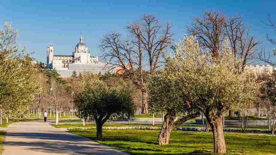 Casa de Campo & Rose Garden