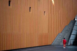 Why Timber Look Aluminium Cladding Keeps Coming Up in Neighbourhood Renovation Conversations